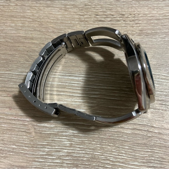 SEIKO ALBA AKA V743-5A10 Quartz Men's (Needs Servicing/New Batteries Needed) - Picture 5 of 9